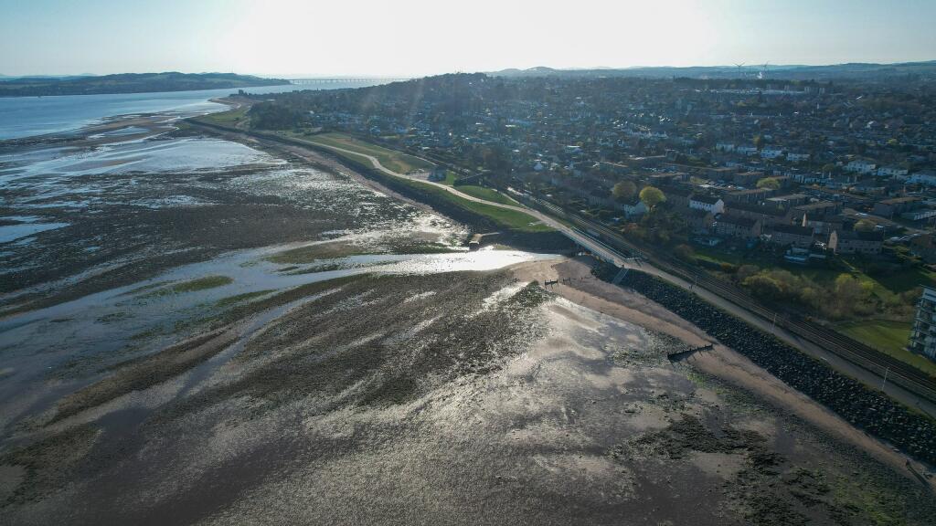 23 Mortimer Drive (6