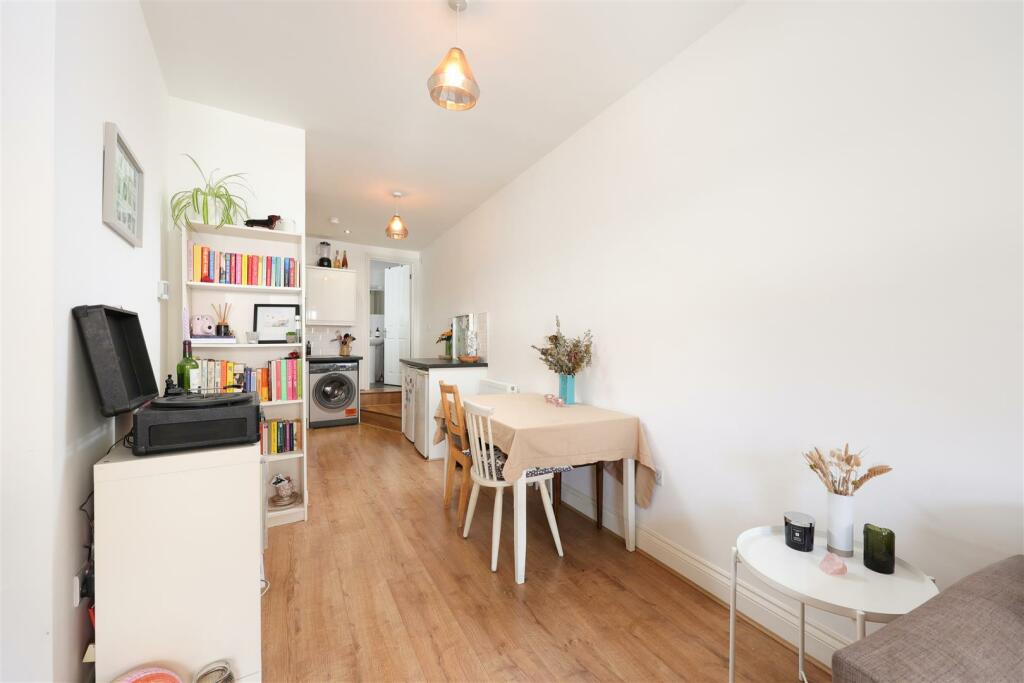 2&#64;85 North Road 6.JPG