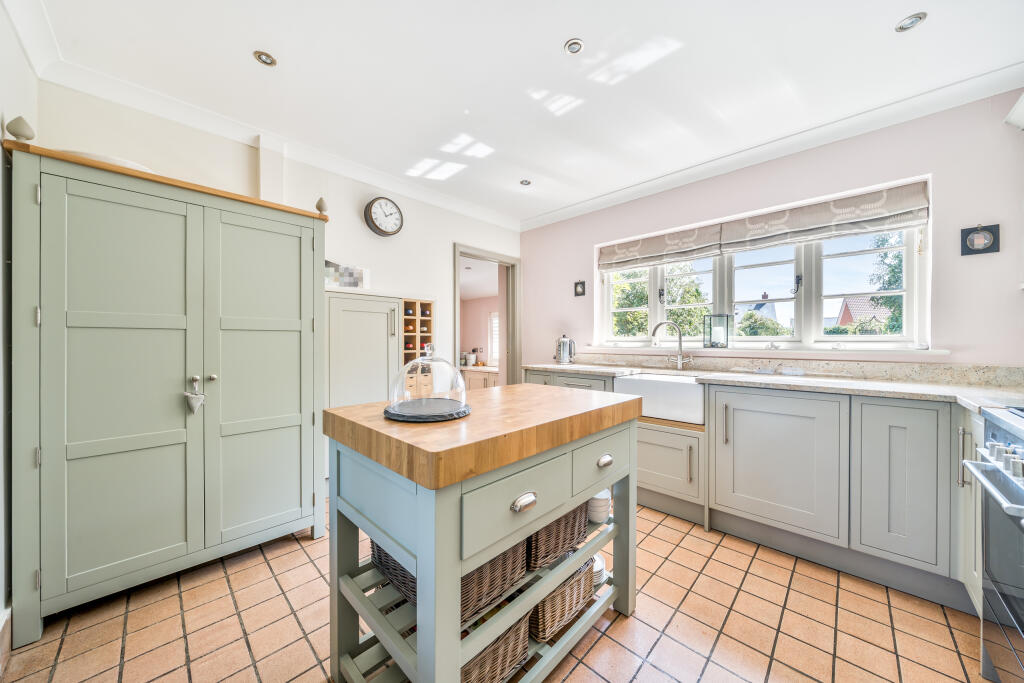 Fitted Kitchen
