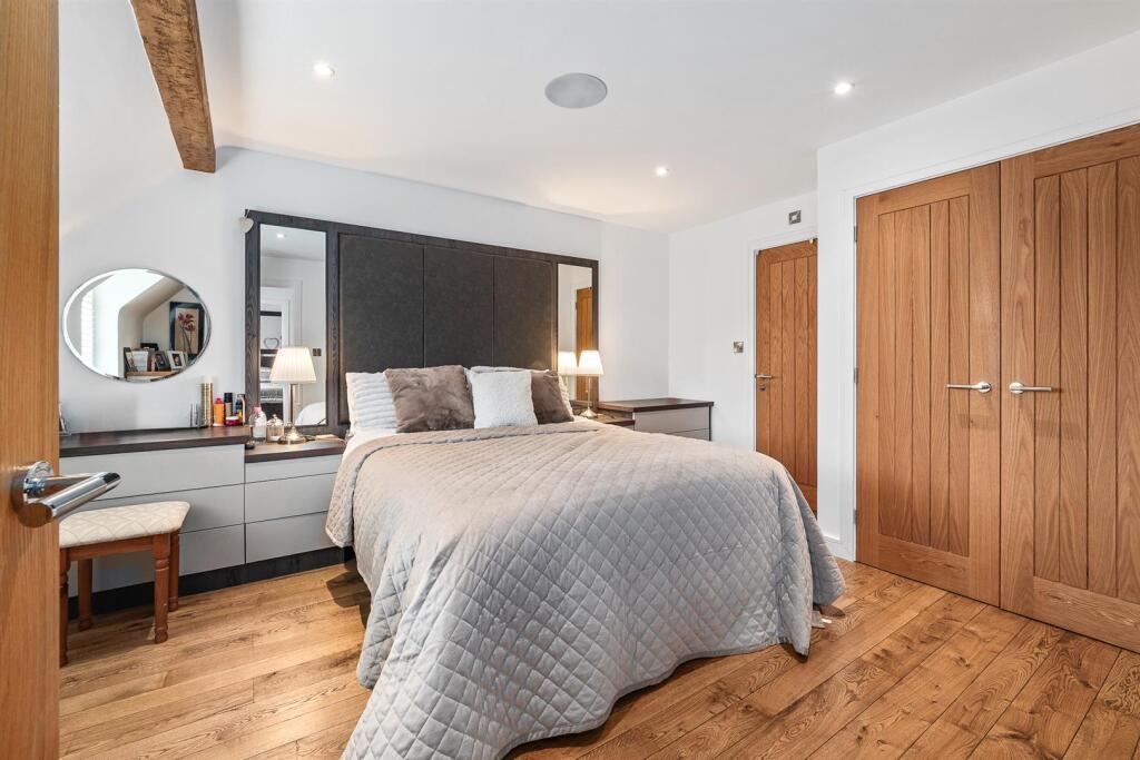 10 Shottery Green-17.jpg