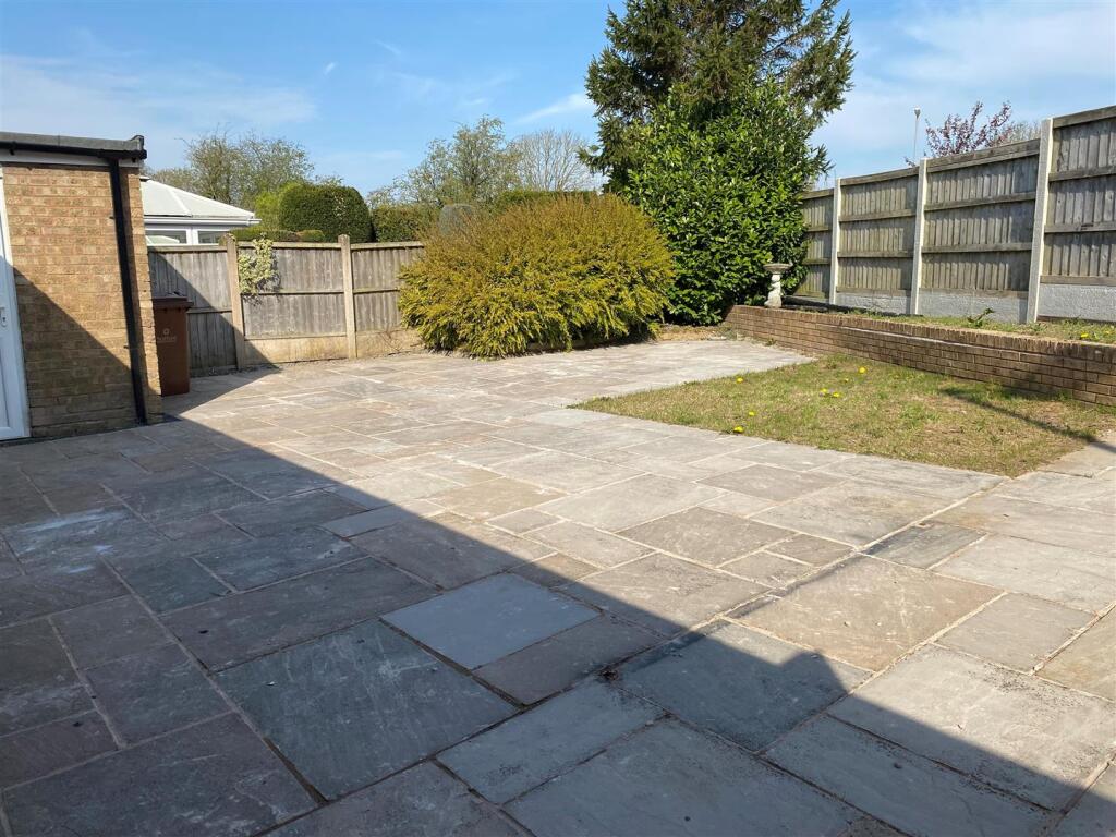 Garden 1.jpg