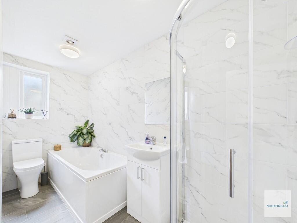 CAM03394G0-PR0258...