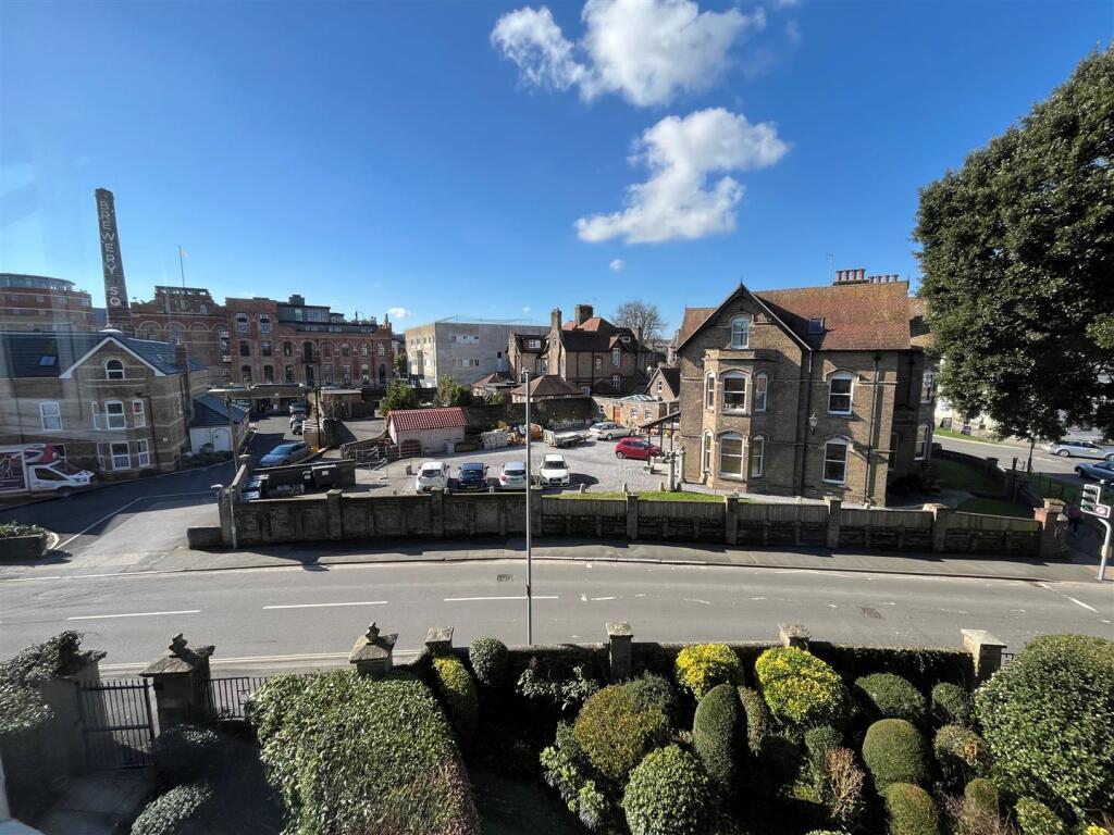 View.jpg