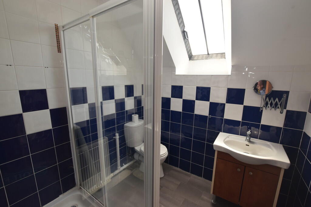 Charlton Barn Ens...