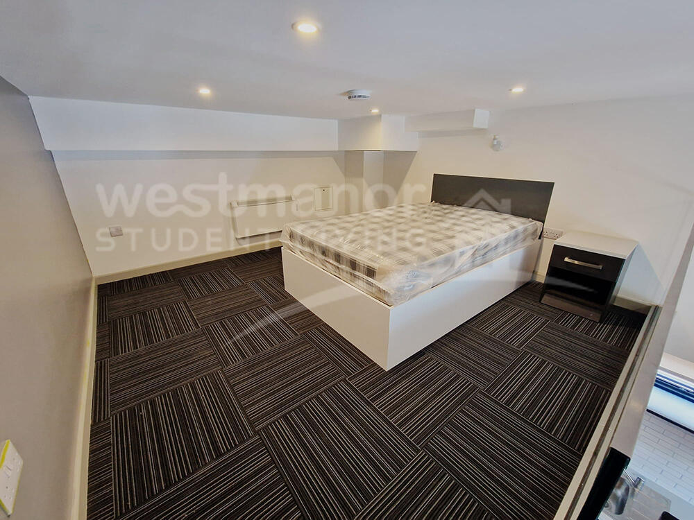 FLAT 27