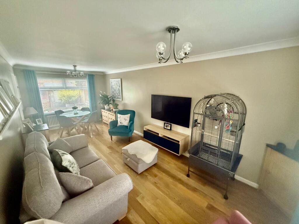 PHOTO-2025-11-08-20-58-36 10