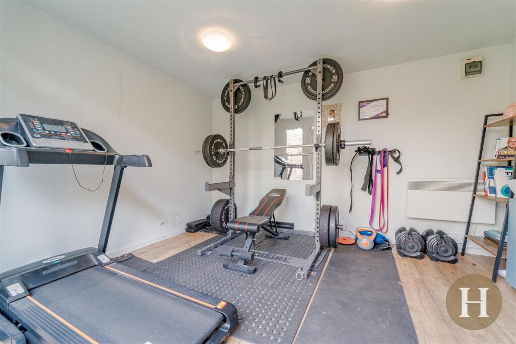 Hadleigh Estate Agents-45.jpg