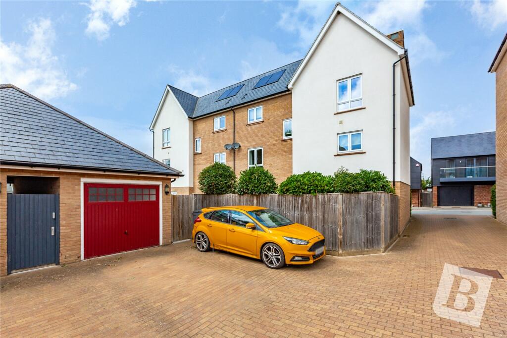 Garage &amp; Parking