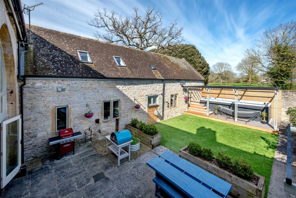 Rear garden