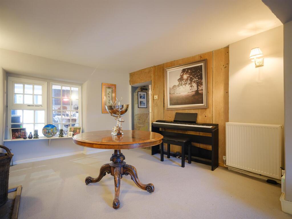 12 London Road-31.jpg