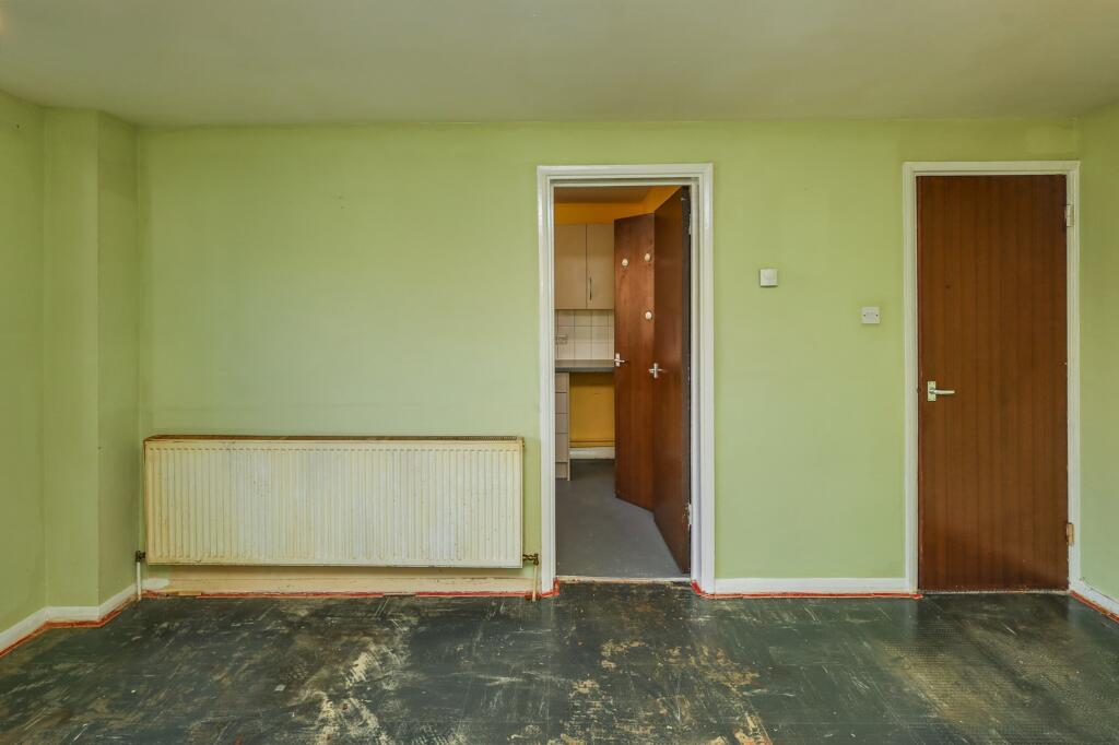 6 Bridge Court, Hillside Road, Harpenden, Hertfordshire, AL5 4DH