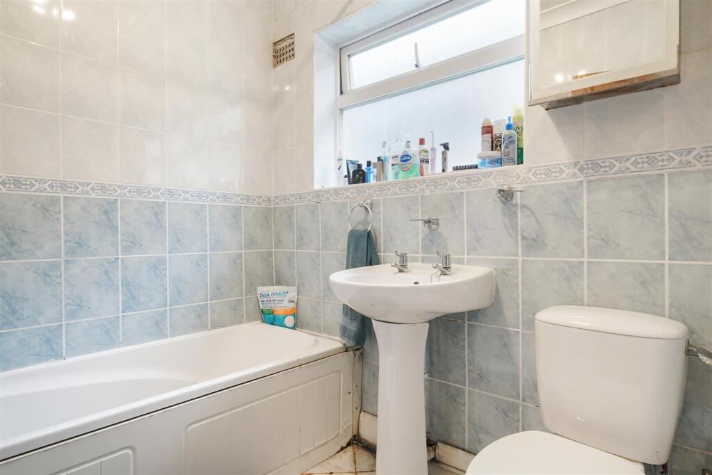 39A Priory Close - rdqZ28saXjNxmoGfJf1I.jpg