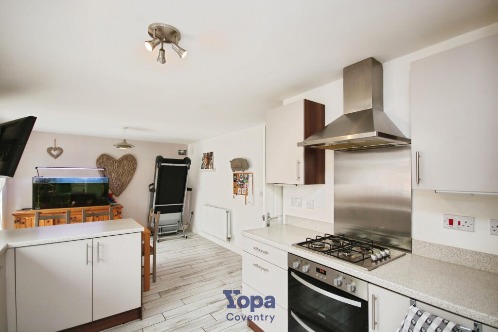 545b40cc-Kitchen 20Diner.JPG