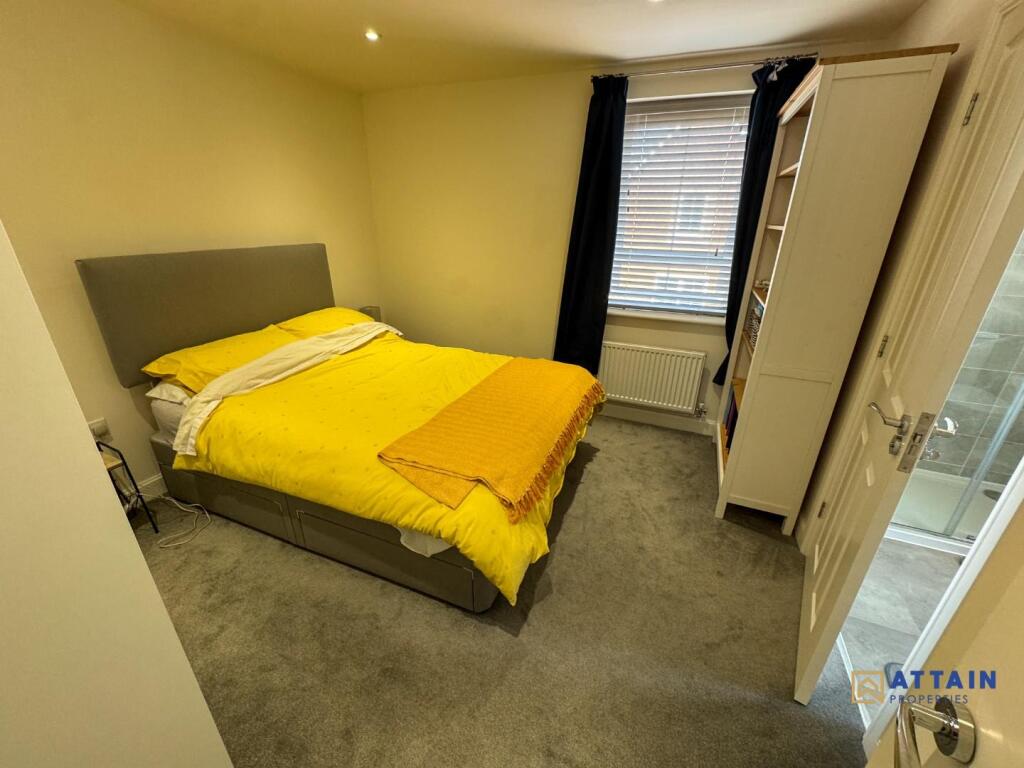 Master Bedroom.jpg
