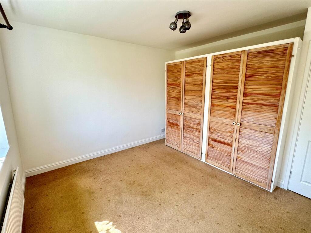 10 Lewarne Road Bedroom 1