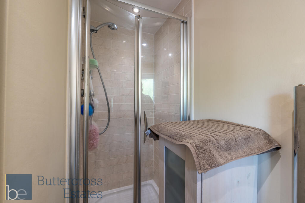 En-Suite Shower