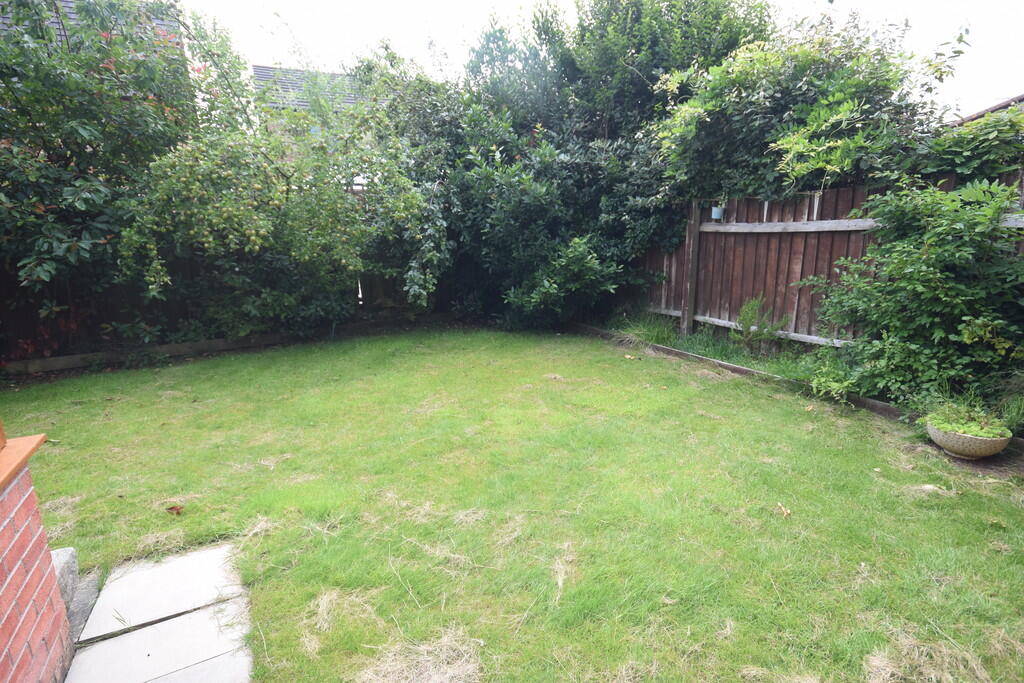 GARDEN 