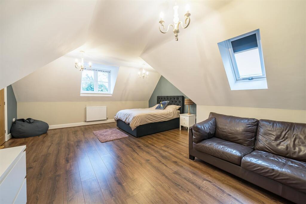 15a Brackley Road, Silverstone (35).jpg