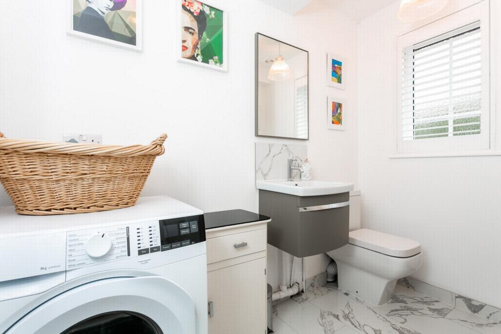 Cloakroom/utility