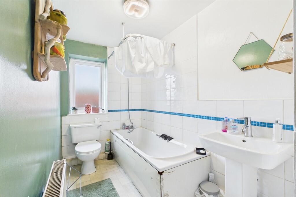 112597_182048_IMA...