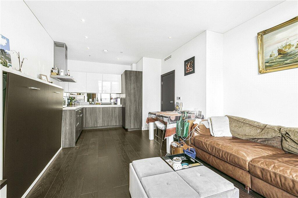 Kitchen/Reception