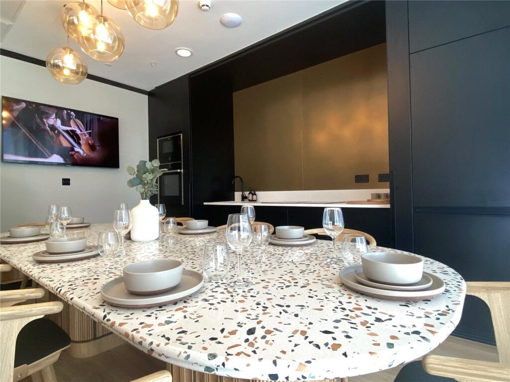 Private Suite