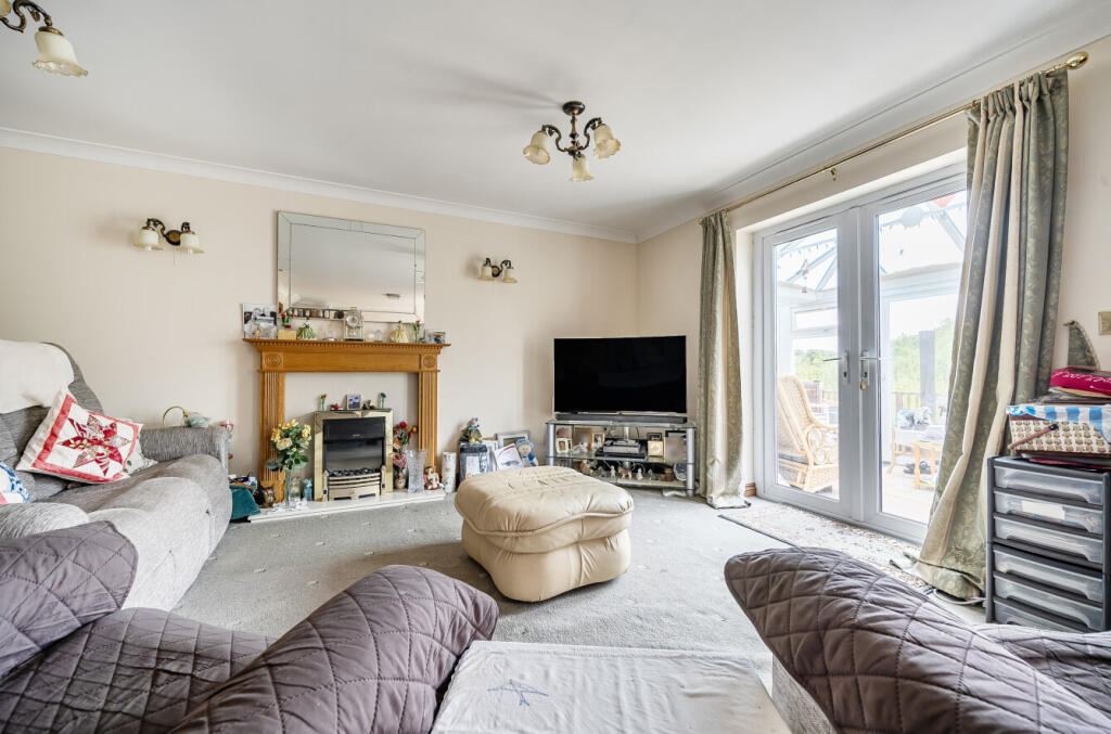 1327840-6-6877e86...