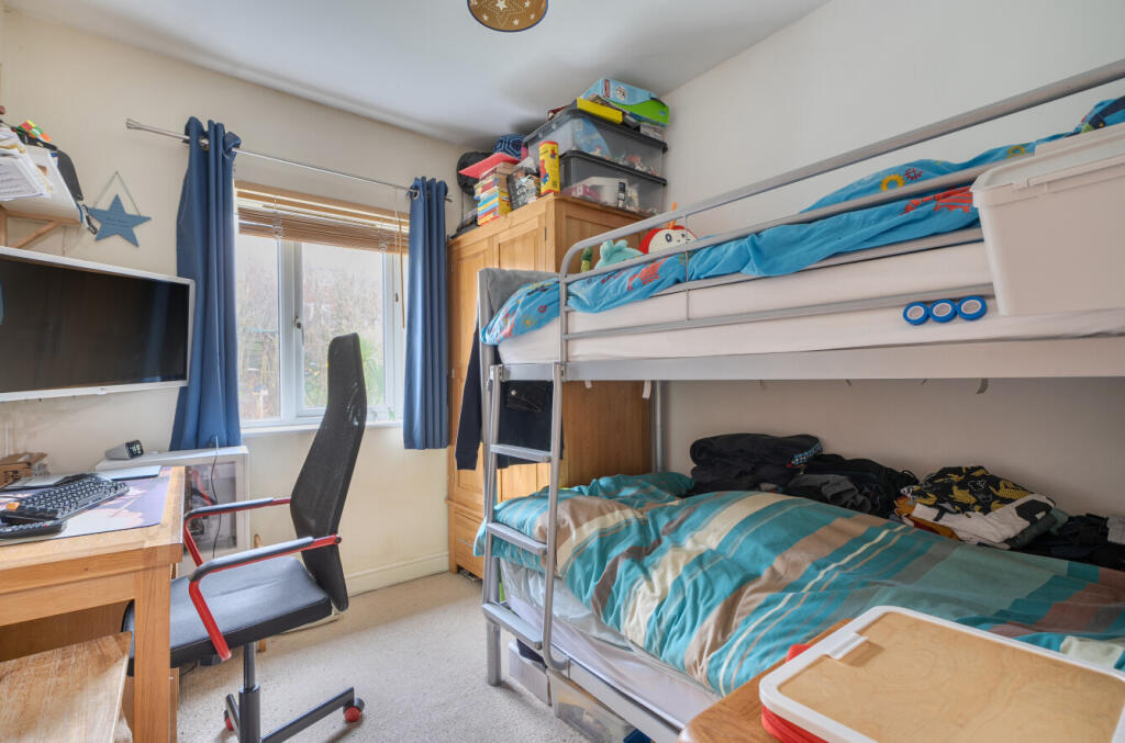 1388511-5-69429c4...