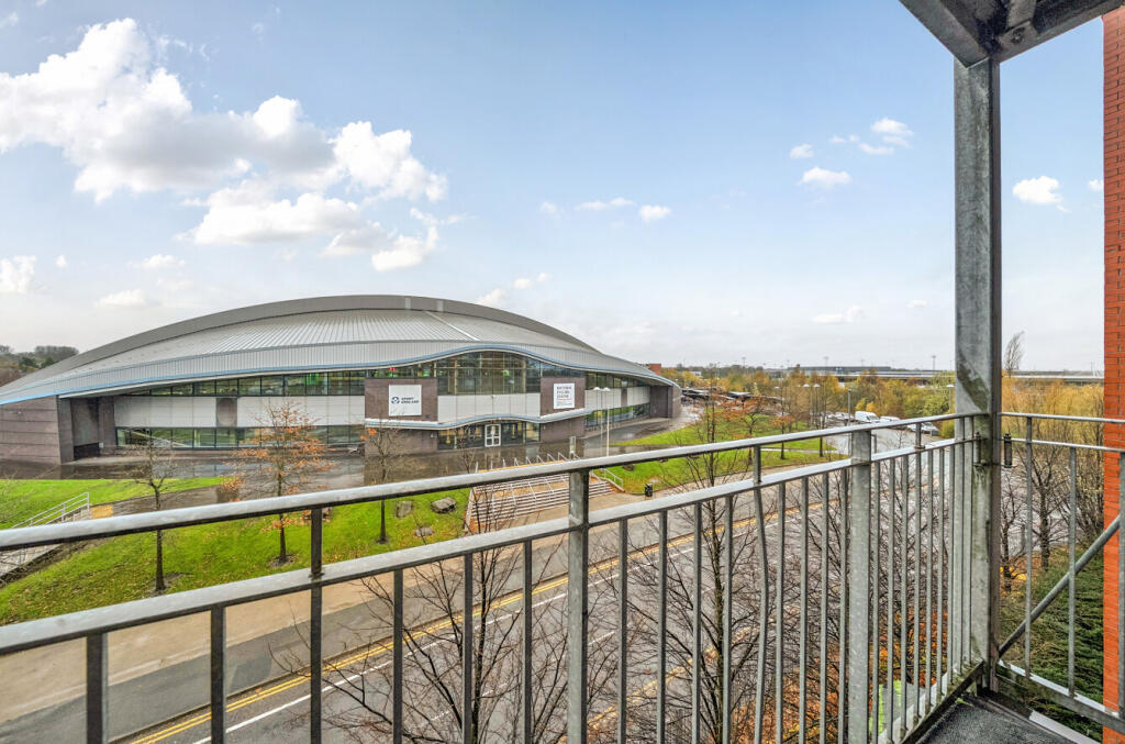 1370867-8-69170be...