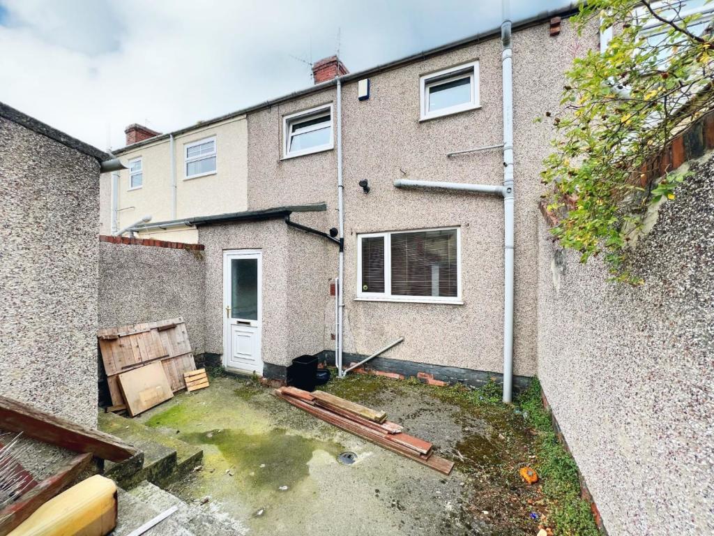 Rear Yard.jpg