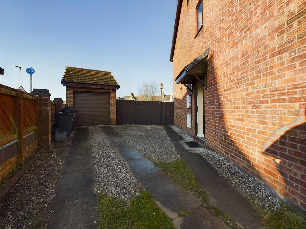 CAM02854G0-PR0270...