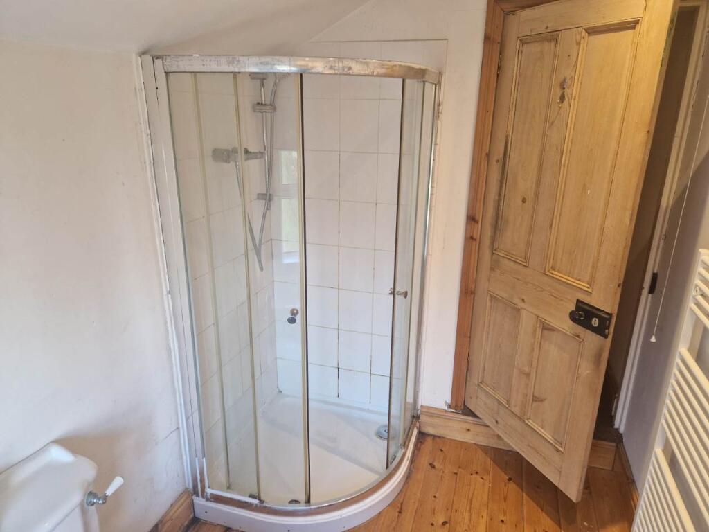 Bathroom (3)