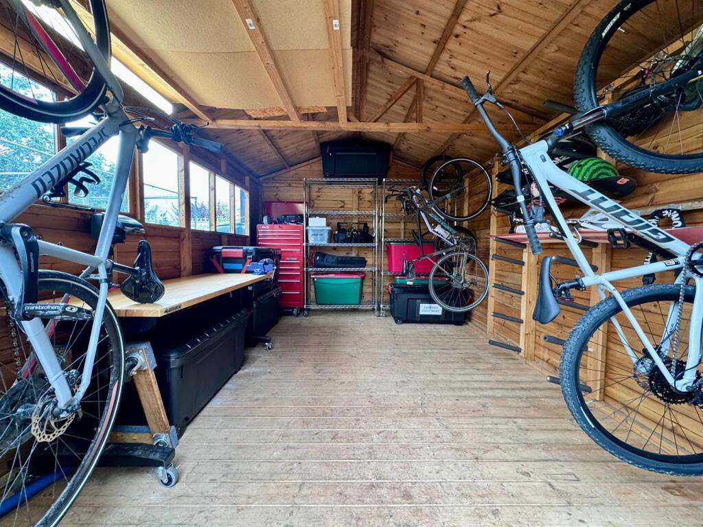 WhatsApp Image 2025-07-05 at 17.31.00_b7761a00.jpg