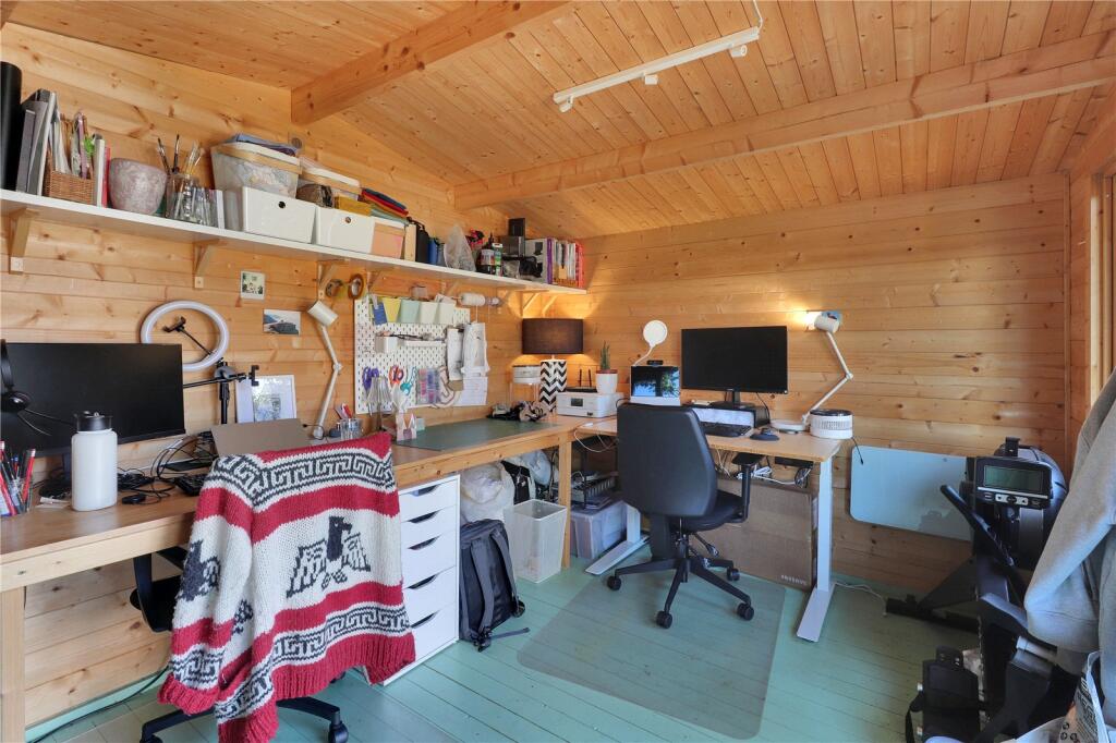 Cabin/Office