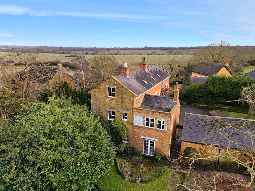 Danesfield, Rothersthorpe