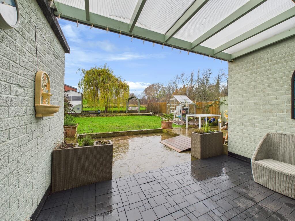 CAM04825G0-PR0244-STILL017