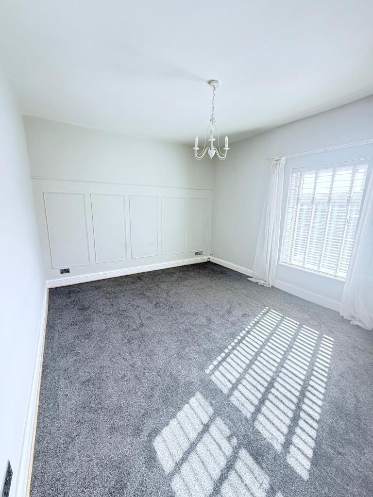 Reont master bedroom