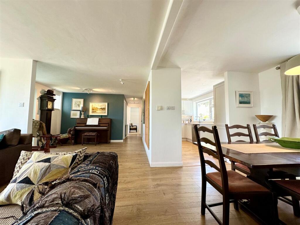 Open Plan Living.jpg