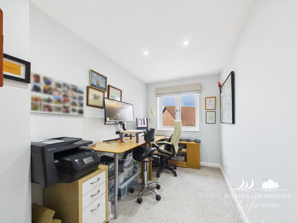 CAM03915G0-PR0013...