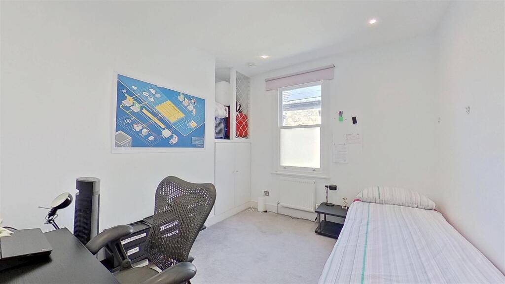 Swaby-Road-Earlsfield-Road-SW18-06182025_151421.jp