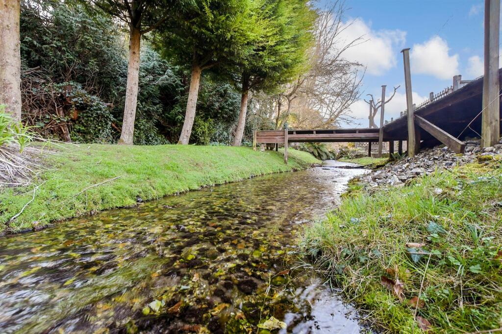 External Lifestyle Photograph