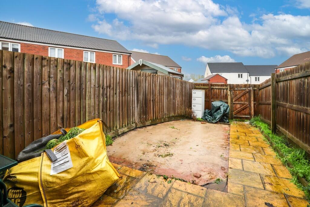 IMG_19973_10_larg...