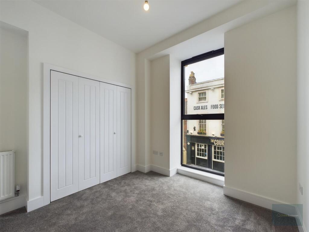 CAM03907G0-PR0035-ST