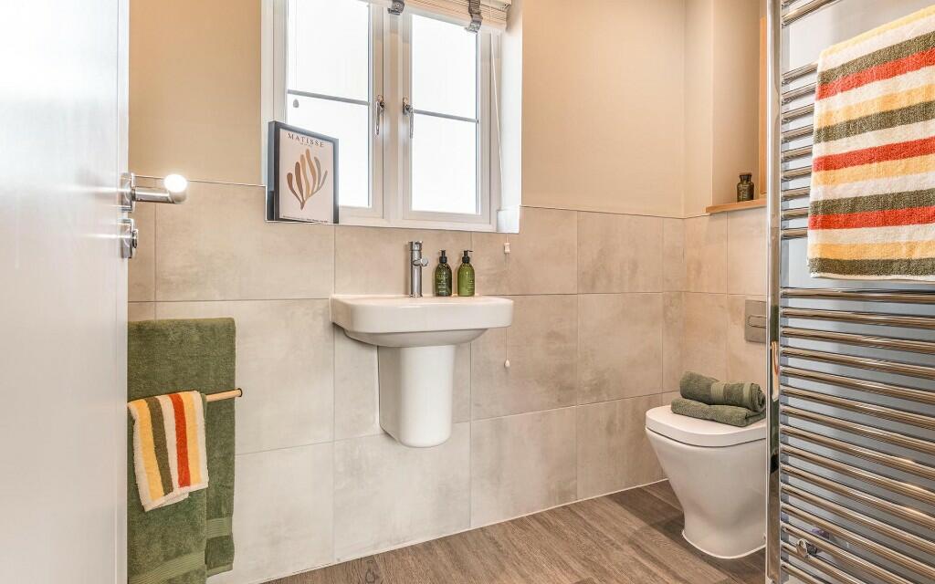 Similar Show Home