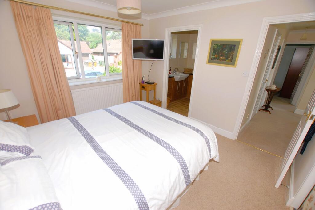 Principal bedroom