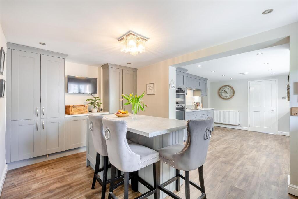 8649206-interior05.jpg