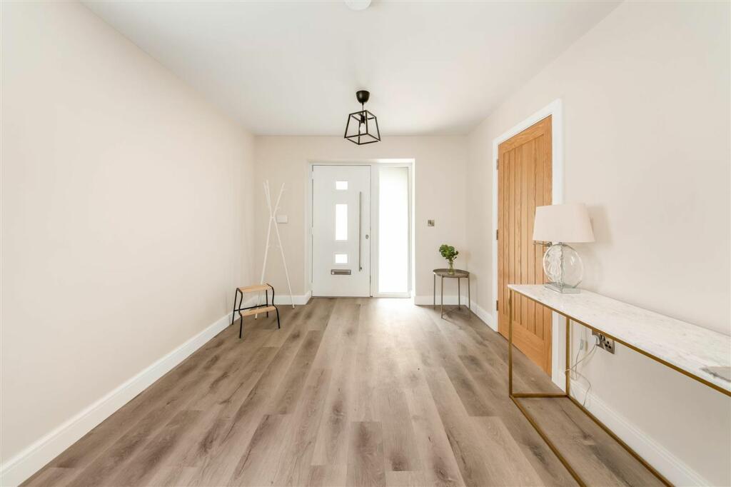 ENTRANCE HALLWAY