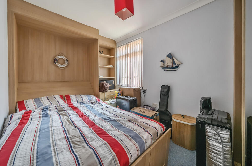 1298825-8-68385c9...