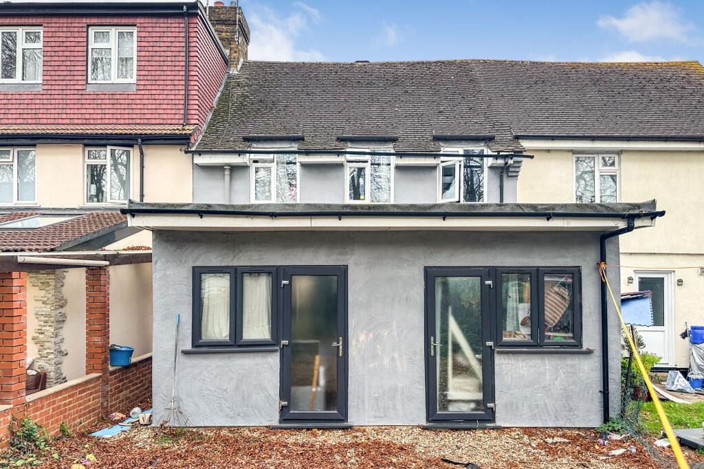 30 Apple Tree Avenue, West Drayton, London UB7 8BY