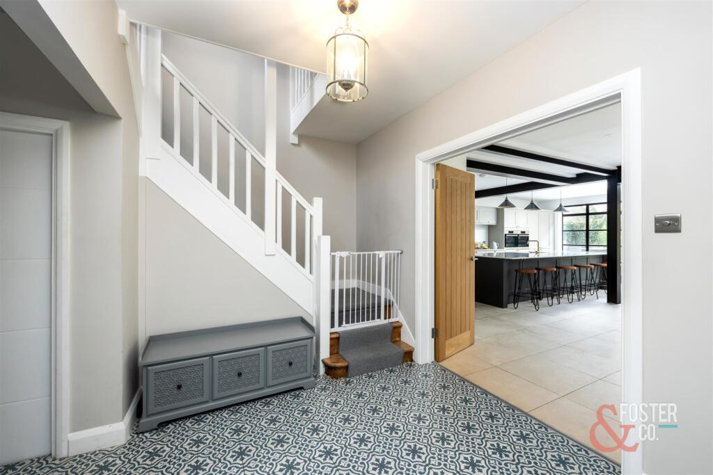 Vallance Road, 24-016.jpg